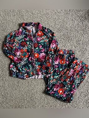 Floreat Anthropologie Floral Silky Pajama Set Long Sleeve Top Bottoms Sleepwear